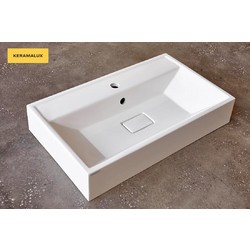 Умывальник Andrea Malta 700